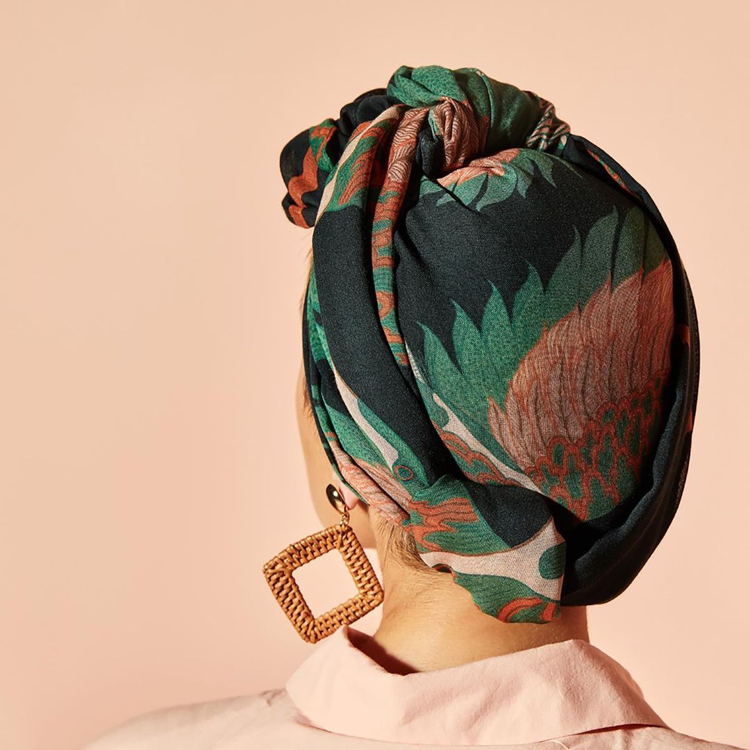 The first range of designer scarves for scarf lovers & cancer haters