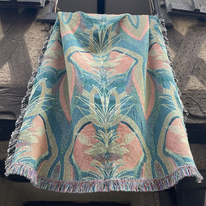 Soltar Rose Blanket