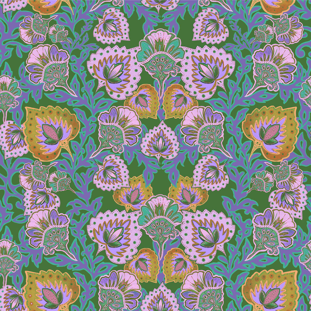 Garden of India Clover Wallpaper