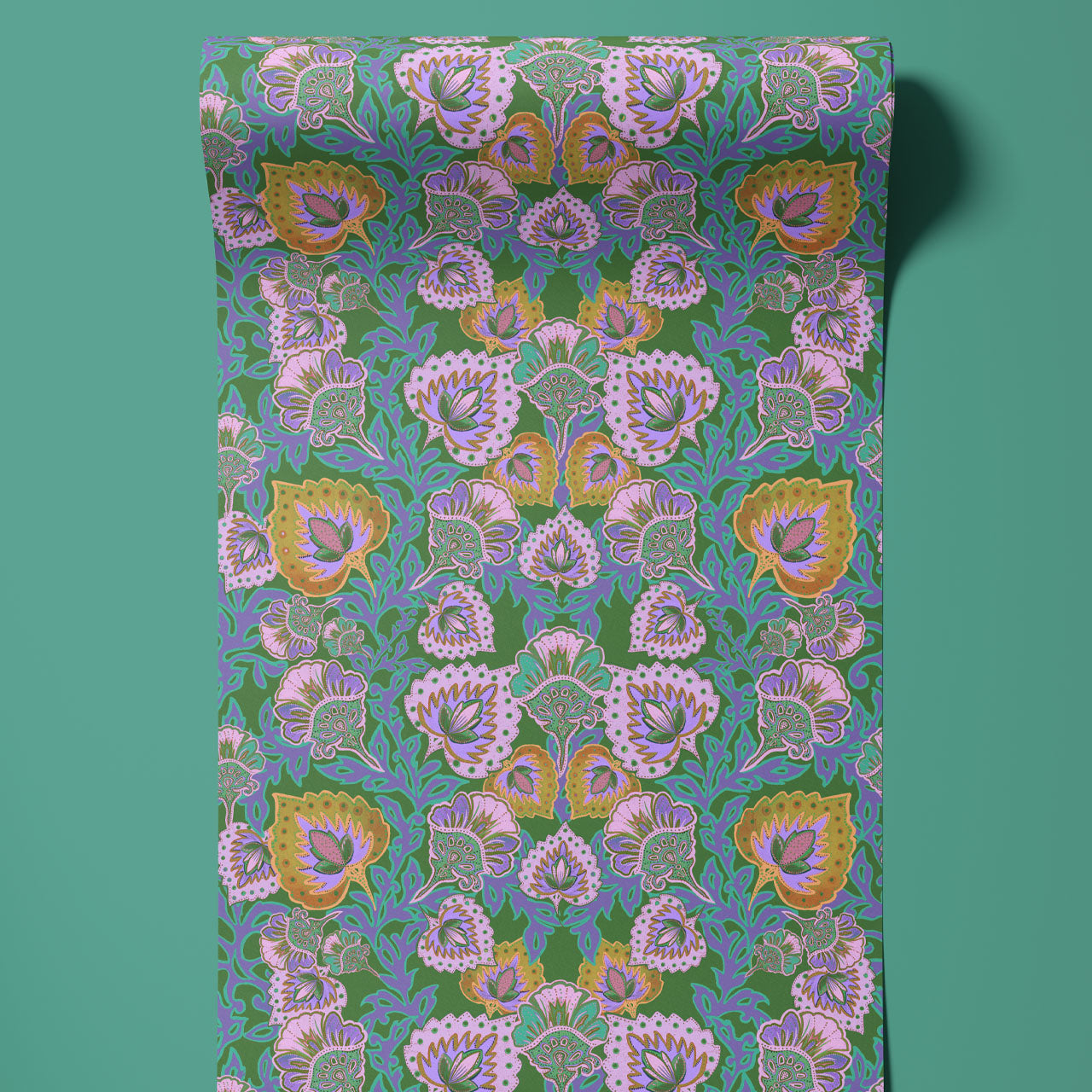 Garden of India Clover Wallpaper